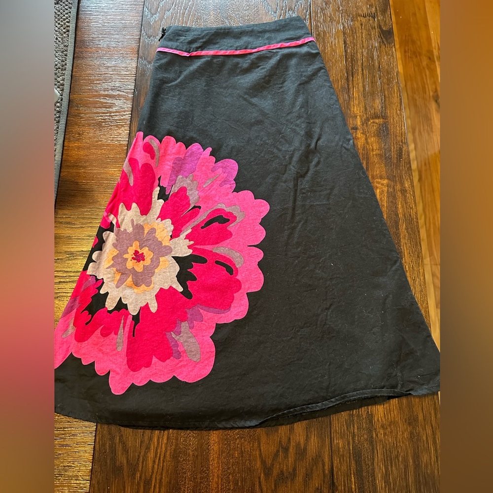 Lane Bryant 22W black skirt with pink flower